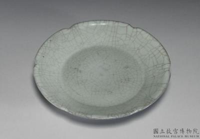 图片[3]-Dish with lobed rim in celadon glaze, Southern Song to Yuan dynasty-China Archive